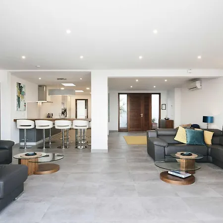 Villa Luxury Mojones Stunning Seaviews Large Terraces&private Pool Tendereteros Puerto Del Carmen *