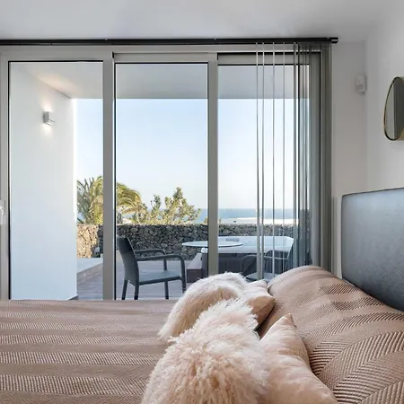 Luxury Mojones Stunning Seaviews Large Terraces Private Pool Tendereteros Puerto Del Carmen *