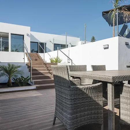 Luxury Mojones Stunning Seaviews Large Terraces Private Pool Tendereteros Puerto Del Carmen *
