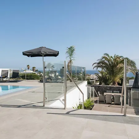 빌라 Luxury Mojones Stunning Seaviews Large Terraces & Private Pool 티아즈