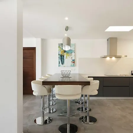 빌라 Luxury Mojones Stunning Seaviews Large Terraces & Private Pool