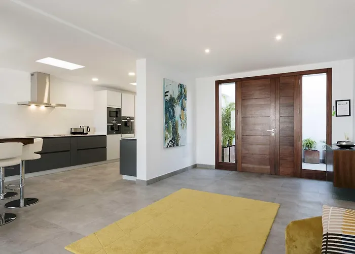 Luxury Mojones Stunning Seaviews Large Terraces & Private Pool 蒂亚斯